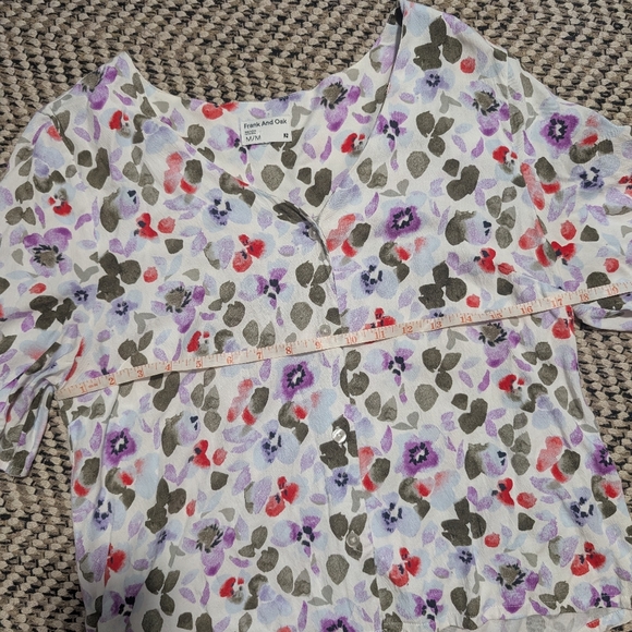 Frank & Oak Flutter Blouse With Floral Pattern - Picture 11 of 13